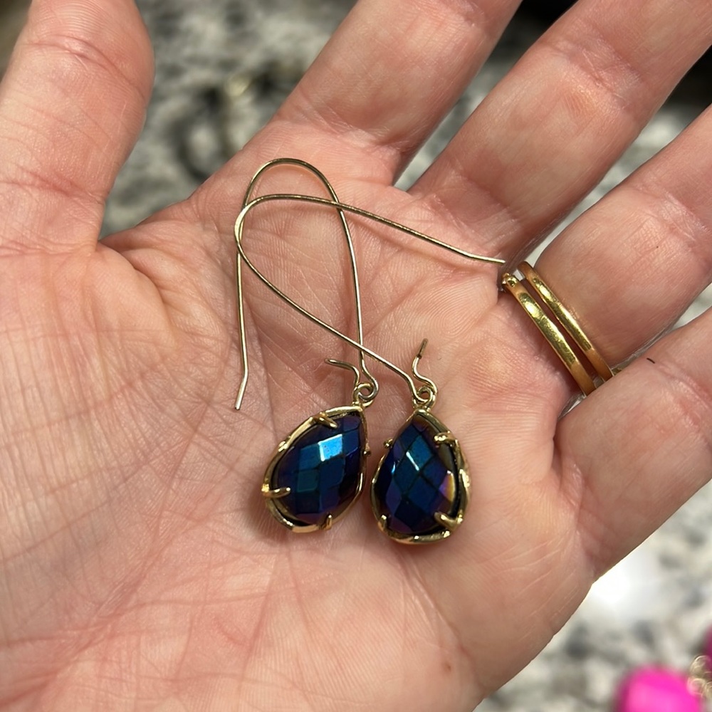 Kendra Scott earrings